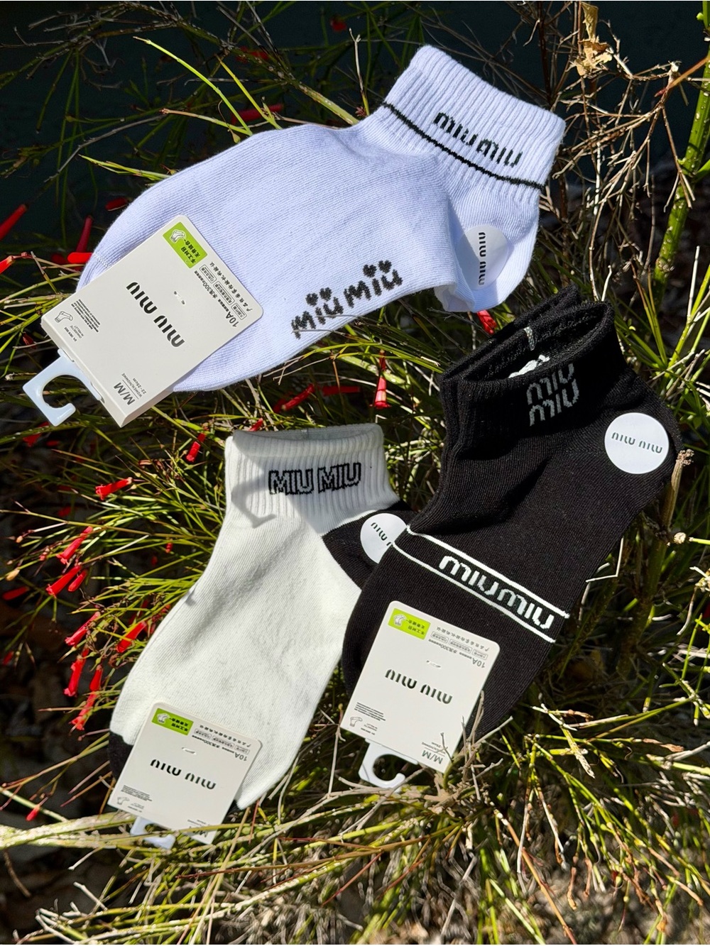 Miu Miu Black & White Ankle Socks Trio with Logo Trim - Picture 4 of 11